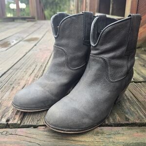 Corral, Womens, P5021 Leather Distressed Boho Western Ankle Heeled Boots Size 9M